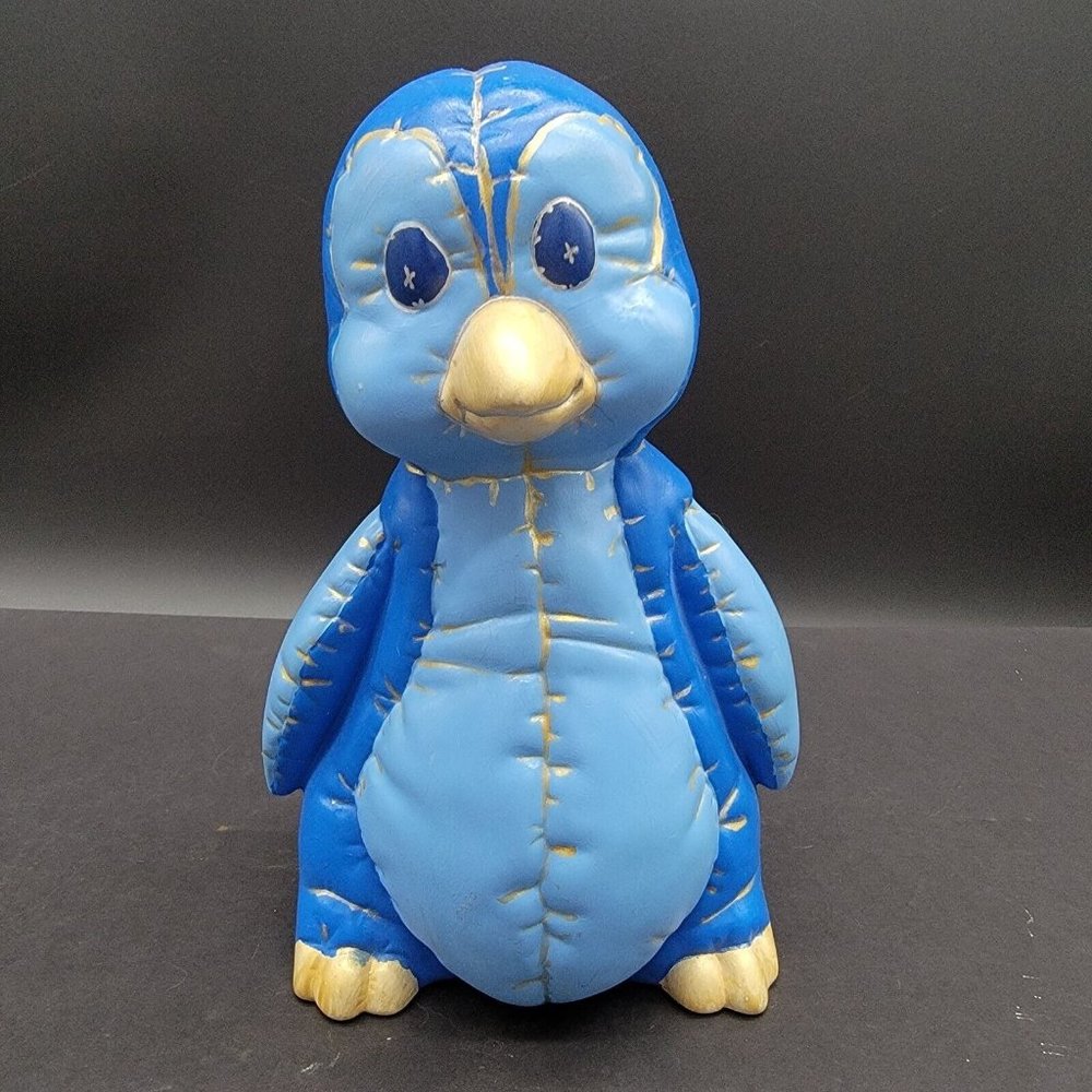 Kimple Mold Corp Ceramic Penguin Figurine‎ 1985 Hand Painted Blue and Gold VTG